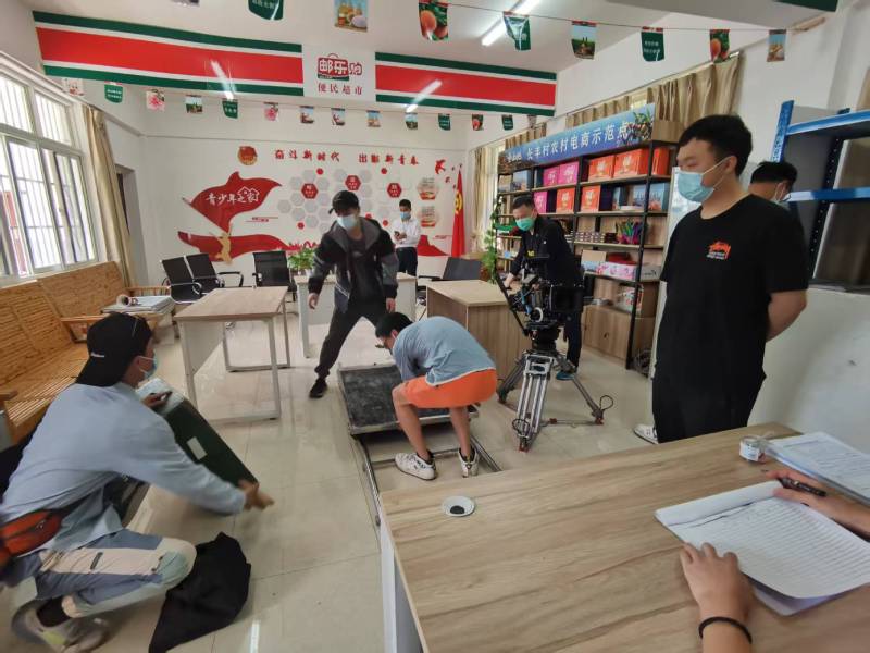 追星女孩心理学分析报告：周村区广告片拍摄公司揭秘饭圈应援式传播逻辑